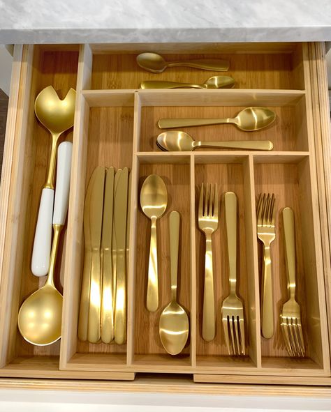 8 Organization Products Every Kitchen Needs – The Decor Diet Organize Utensil Drawer, Kitchen Organization Utensils, Knife Drawer Organizer, Closet Organization Hacks, Beautiful Kitchenware, Spice Organization Drawer, Morris Homes, Outdoor Camping Kitchen, Utensil Organizer