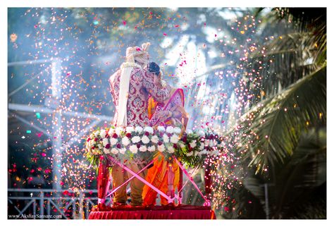 A Creative Concept Of Varmala Done By AJ71 Events. Wedding Varmala Concept, Entry Ideas Entryway, Varmala Stage Decor, Stage Wedding Decorations, Varmala Entry, Varmala Concept, Jaimala Stage, Jaimala Theme, Varmala Stage