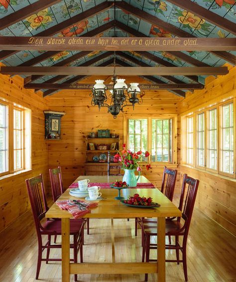 Scandinavian Cottage, Swedish Cottage, Rustic Exterior, Farmhouse Remodel, Cottage Style Homes, Cottage Interior, Camp Ideas, Chic Farmhouse, Farmhouse Dining Room