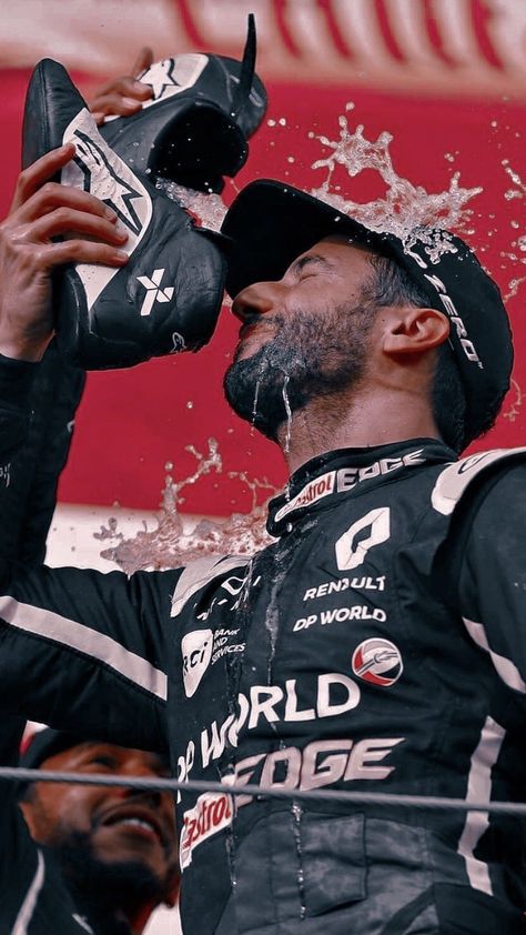 Odell Beckham Jr Wallpapers, Ricciardo F1, Aryton Senna, Ricky Bobby, Mclaren Formula 1, Italian Grand Prix, Formula 1 Car Racing, F1 Poster, Honey Badger