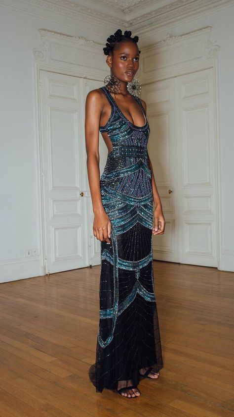 Hippie Prom Dresses, Unique Evening Gowns, Tex Saverio, Hippie Elegante, Cucculelli Shaheen, Black Tulle Dress, Prom Dress Inspo, Unique Womens Fashion, Patch Dress