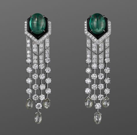 Cartiers Art Deco Cabochon Cut Malachite, Onyx, Diamond and Platinum Drop Earrings. Cartier Art Deco, Cartier Earrings, Deco Earrings, Cartier Jewelry, Art Deco Earrings, Deco Jewelry, Emerald Earrings, Fabulous Jewelry, Fine Jewels