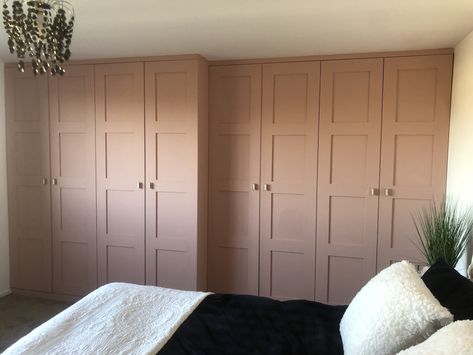 Wardrobe Designs, Black Wardrobe, Fitted Wardrobes, Dream Closet, Built In Wardrobe, Inspiration Boards, Dressing Room, Home Hacks, Bedroom Interior