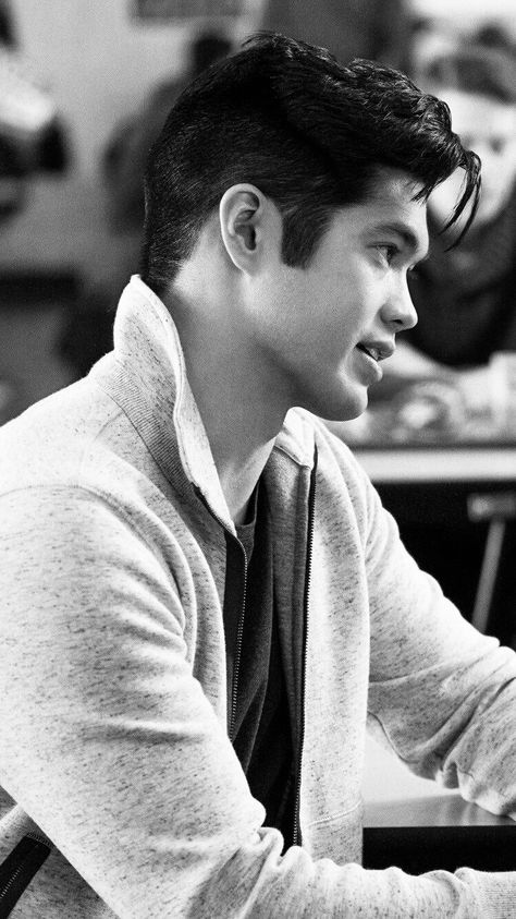 Zach Dempsey Wallpaper, Ross Butler Perfect Addition, Zack Dempsey, Ross Butler Wallpaper, Zach Dempsey 13 Reasons Why, Ross Bulter, Ross Butler 13 Reasons Why, Gillian Flynn Books, Zach Dempsey