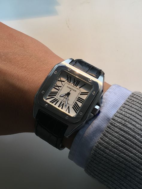 Aesthetic Watch, Cartier Santos 100 Xl, Cartier Santos 100, Jewelry Cartier, Stylish Watches Men, Nixon Watch, Clock Tattoo, Accessory Jewelry, Cartier Santos