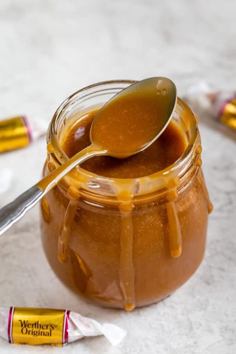 3 Ingredient Caramel Sauce - Crazy for Crust Caramel Sauce Vegan, Vegan Caramel Sauce, Banana Nice Cream, Caramel Recipes Sauce, Vegan Caramel, Homemade Caramel Sauce, Dairy Free Yogurt, Gravy Sauce, Soft Caramel