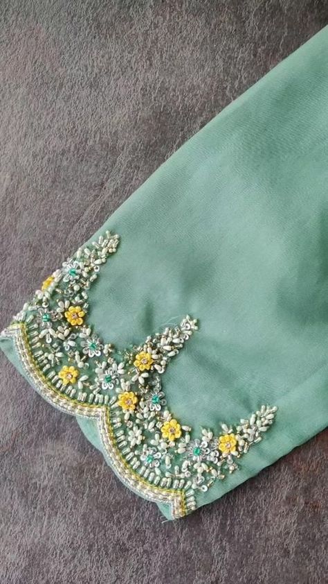 Stain Stitch, Latest Blouse Designs Pattern, Latest Model Blouse Designs, Fashionable Saree Blouse Designs, Hand Beaded Embroidery, Cutwork Blouse Designs, Simple Embroidery Designs, Blouse Designs Indian, Simple Blouse Designs