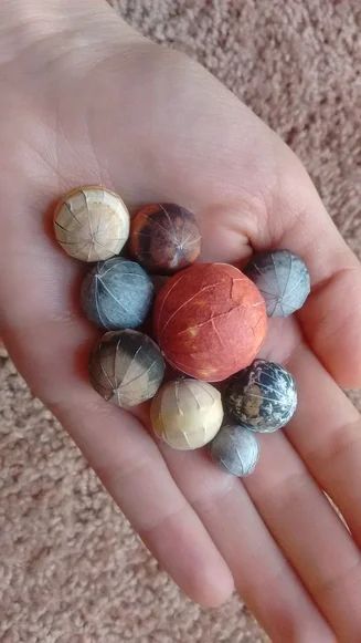 Marble Planets: 5 Steps (with Pictures) Dye Paper, Best Scissors, Paper Balls, A Globe, Color Printer, School Photography, Marble Paper, Paper Crafts Diy Kids, 3d Paper