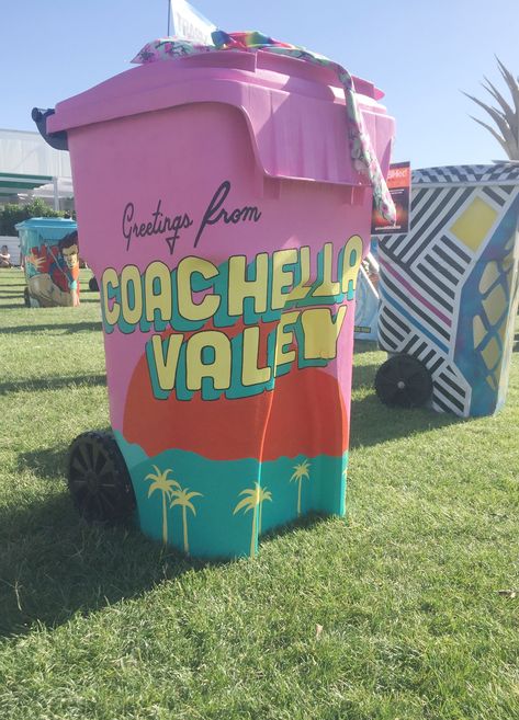 Happy Friday! If you're heading to Coachella this weekend enjoy participating in the Global Inheritance program! They've provided over 1250 artist recycling bins​, so you can party sustainably! #TRASHedCoachella Painted Trash Cans, Coachella 2017, Trash Art, Trash And Recycling Bin, Recycle Trash, Trash Bins, Global Design, Pop Up Store, Recycling Bins