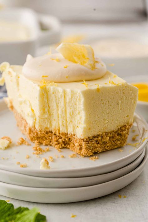 Lemon Cheesecake No Bake, Tasty Food Recipes, Cheesecake No Bake, No Bake Lemon, No Bake Lemon Cheesecake, Cheesecake Mix, Pastry Crust, Cheesecake Desserts, Lemon Cheesecake