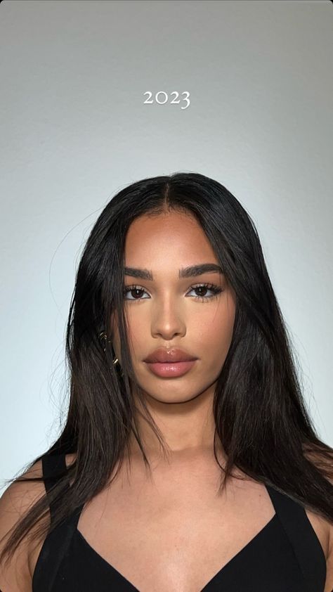 Makeup Artist Aesthetic, Picture Day Makeup, No Make Up Make Up Look, Brown Girls Makeup, Light Makeup Looks, Soft Makeup Looks, Pretty Makeup Looks, Brown Skin Makeup, Cool Makeup Looks