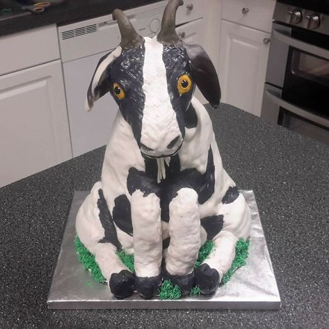 The goat cake #1 Goat Cake Ideas, Goat Cake, Decor Tort, Goat Simulator, The Goat, Cake Art, Goats, Dinosaur Stuffed Animal, Georgia