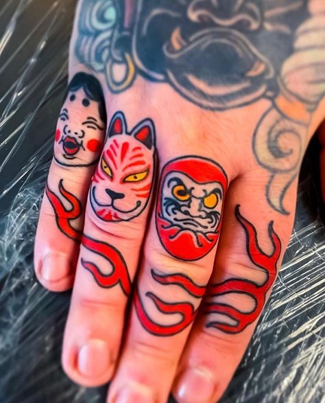 Japanese Finger Tattoo, Traditional Tattoo Gap Fillers, Finger Tattoo Ideas, Knuckle Tattoos, Fire Tattoo, Sketch Tattoo Design, Finger Tattoo, Japanese Tattoo Designs, Japanese Tattoo Art