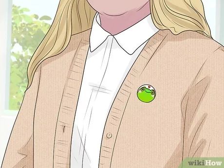 How to Customize a School Uniform (with Pictures) - wikiHow Black Adidas Shoes, School Dress Code, School Uniform Fashion, Clear Tote Bags, Bright Blonde, Losing Friends, School Dresses, Uniform Fashion, School Fashion