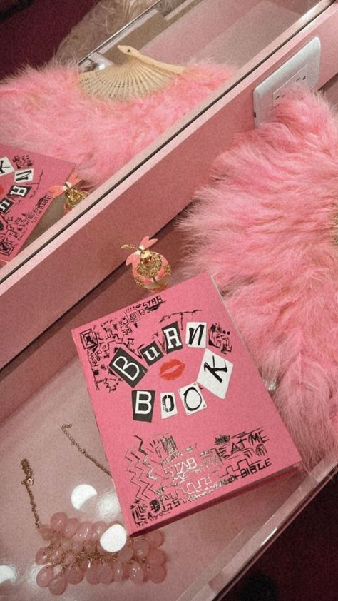 sweet pink burn book Burn Book Aesthetic, Mean Girl 3, School Memories Scrapbook, Swag Wallpaper, Girls Brunch, Burn Book, Book Wallpaper, Regina George, Photoshoot Themes