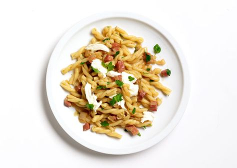 Pasta with Pancetta and Miso Pasta With Pancetta, Miso Pasta, Sesame Noodles Recipe, Weeknight Pasta, Miso Recipe, Fall Pasta, Pancetta Pasta, Burger Meat, Easy Pasta Dinner