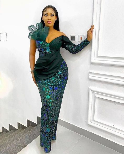 Asoebi Lace Styles, Afro Styles, Aso Ebi Dresses, Aso Ebi Lace Styles, Graduation Printables, African Party Dresses, Nigerian Lace Styles Dress, Nigerian Lace Styles, African Lace Styles