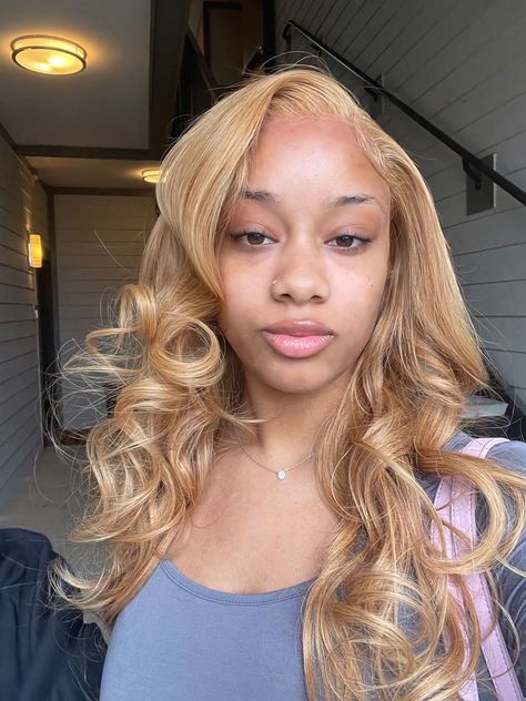 Blonde hair on black girl Light Skin Hair Dye Ideas, Light Hair Black Women, Honey Blonde With Red Highlights, Strawberry Blonde Hair Black Women, Honey Blonde Hair On Black Women Natural, Blonde Natural Hair Black Women, Honey Blonde Hair On Black Women, Blonde Hair Light Skin, Natural Hair Blonde