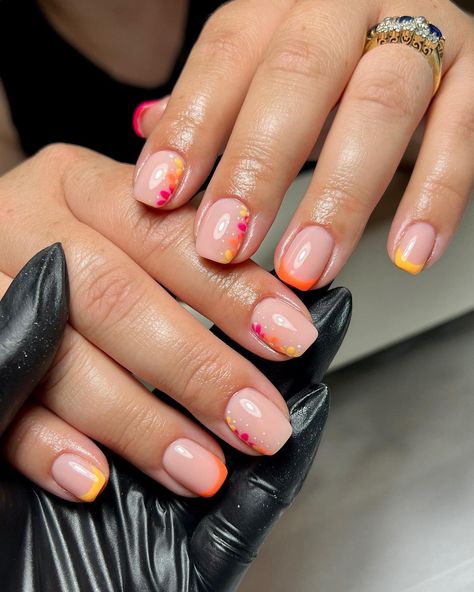 Learnah Starbuck | Is this set of nails doesn’t give you happy hormones I don’t know what will. 🩷🧡💛 @the_gelbottle_inc Cherry baby Peach Orange… | Instagram Bling Things, Cherry Baby, Happy Hormones, Peach Orange, Summer 24, Nails Inspo, Cute Acrylic Nails, Nails Nailart, You Happy