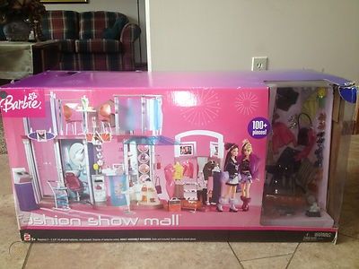 Mattel Barbie Fashion Show Shopping Mall 100+ Pieces -New in Box-Lights & Sound | #424402867 Barbie Fashion Show, Star Wars Minifigures, Barbie Playsets, Angel Christmas Tree Topper, Bee Toys, Lego System, Barbie Sets, Barbie Family, Barbie House