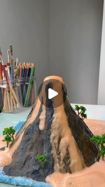 Science Project Volcano, How To Make A Volcano Project Kids, How To Make A Volcano, Diy Volcano Project Kids, Volcano Model Project, Valcano Project, Project Volcano, Volcano Project For Kids, Diy Volcano Projects