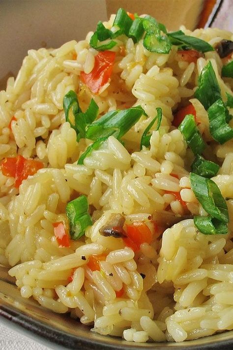 Looking for the best side dishes? Try cooking this spicy rice pilaf. Use instant rice, red pepper, and mushrooms to cook this quick and easy rice side dish for a dinner recipe Rice Dinner Recipes Main Dishes, Savoury Rice Recipe, Easy Rice Side Dishes, Rice Dishes Recipes, Rice Pilaf Recipe, Rice Side Dish Recipes, Pilaf Recipes, Savory Rice, Rice Cooker Recipes