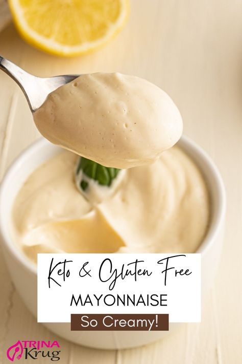 Keto Mayonnaise | Sick of paying too much for quality mayo at the store? This homemade Keto mayonnaise is so easy to make and uses completely clean ingredients! Keto Mayonnaise Recipe, Keto Mayonnaise, Keto Mayo, Homemade Mayonnaise Recipe, Ketogenic Meals, Keto Condiments, Keto Sauces, Homemade Mayo, Mayonnaise Recipe