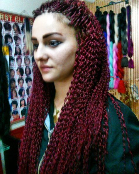 Watermelon Braids Hairstyles, Watermelon Hairstyle, Watermelon Braids, African Hair Salon, Braids Hairstyles, African Hairstyles, Weave Hairstyles, Crochet Scarf, Ibiza