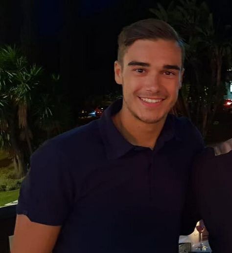 Harry Winks, Attractive People, Other People, Football, Quick Saves, American Football