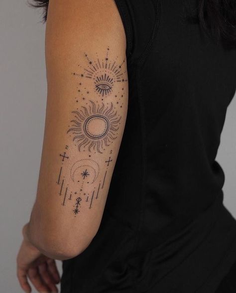 Tattoo Sonne, Inspiration Tattoos, Sun Tattoos, Spiritual Tattoos, Dainty Tattoos, Dream Tattoos, Eye Tattoo, Dope Tattoos, Simplistic Tattoos