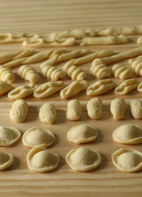 Eggless Semolina Pasta Dough - ScheckEats Semolina Pasta Recipe, Make Fresh Pasta, Ancona Italy, Homemade Pasta Dough, Pasta Dough Recipes, Semolina Pasta, Homemade Pasta Recipe, Frozen Pasta, Eggless Recipes