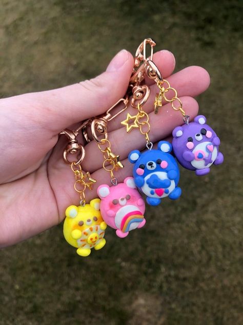 Polymer Clay Care Bears, Cute Polymer Clay Charms Kawaii, Care Bear Clay, Kawaii Clay Charms, Clay Kawaii, Clay Bear, Tanah Liat, Clay Diy Projects, Polymer Clay Diy