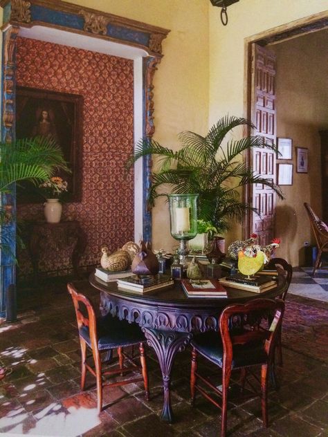 Mid Century Colonial, Hollyhock House, Bohemian Homes, Colorful Interior Design, Spanish Style Home, Casas Coloniales, Bohemian House, Colonial Decor, Living Room Update