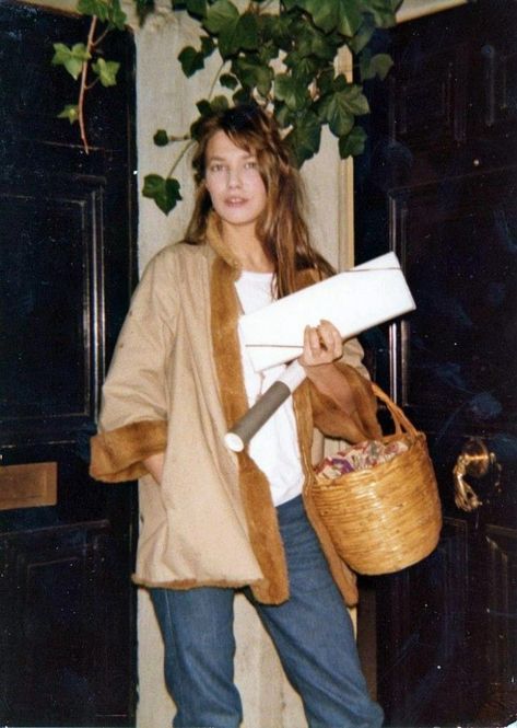 Jane Birken, Birkin Style, Jane Birkin Style, French Icons, Serge Gainsbourg, Charlotte Gainsbourg, Lou Doillon, Brown Eyed Girls, Style 2023