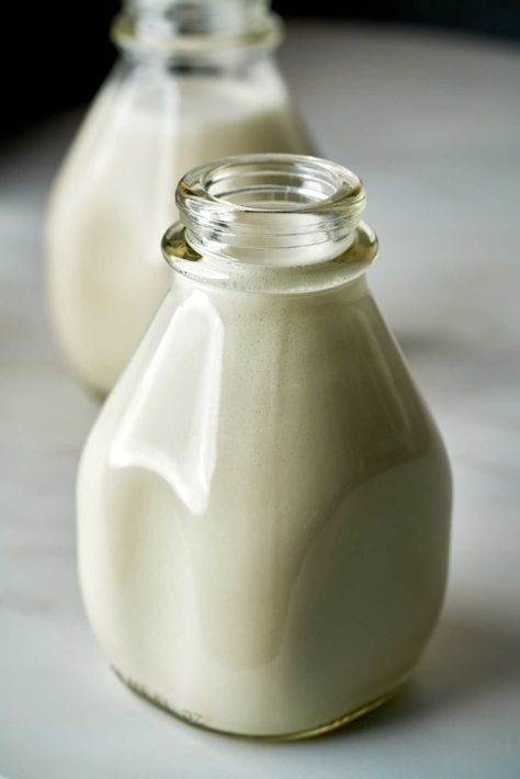 A non-dairy liquid made from steel cut oats and water that is inexpensive, simple to make, and works as a delicious milk substitute. Keeps in you fridge for 4-5 days. Shake well before each use. Pantry Alternatives, Homemade Oat Milk, Milk Substitute, Oat Milk Recipe, Stuffed Cabbage Rolls, Healing Tea, Stuffed Cabbage, Nut Milk Bag, Vegan Milk