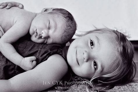 Brother Pictures, Newborn Sibling, Sibling Pictures, Sister Photography, Baby Fotografie, Sibling Photography, Sibling Photos, Sister Pictures, Big Brothers