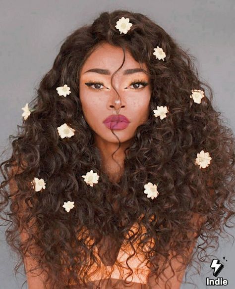 Curly Hair Photoshoot Ideas, Flowers In Curly Hair, Flowers In Hair Photoshoot, Afro With Flowers, Curly Hair With Flowers, Curly Hair Flowers, Valentine Day Decorations, Aesthetic Valentines Day, Valentines Day Home Decor