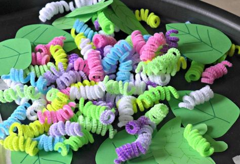 Caterpillar Craft Preschool, Butterfly Lifecycle, Caterpillar Activities, The Very Hungry Caterpillar Activities, Hungry Caterpillar Craft, Sunflower Room, Hungry Caterpillar Activities, Butterflies Activities, Caterpillar Craft