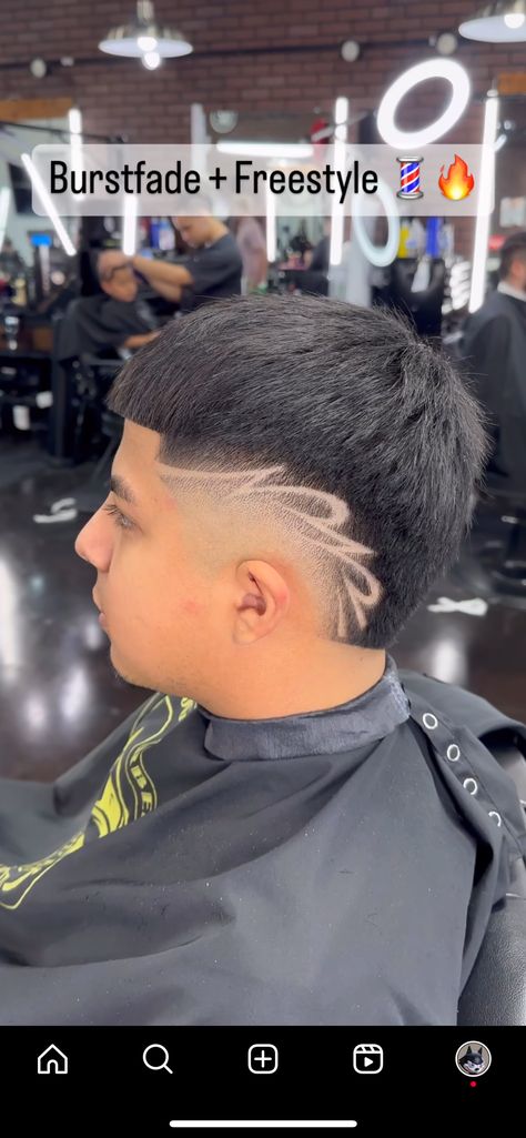 Burst Fade With Design, Boys Haircut Designs Lines, Cross Design Haircut, Lightning Haircut Design, Corte Freestyle, Boys Haircut With Design On Side, Barber Freestyle Design, Boys Haircuts With Designs, Takuache Outfits Guys