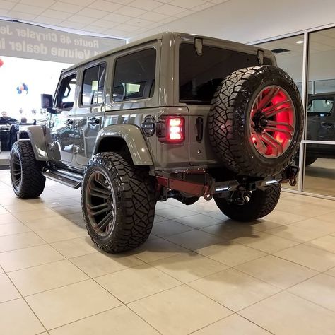 Gray Jeep Wrangler, Grey Jeep Wrangler, Grey Jeep, Jeep Wrangler Colors, Lifted Jeep Wrangler, New Jeep Wrangler, Jeep Baby, Custom Jeep Wrangler, Lifted Jeep