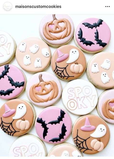 Cute Spooky Desserts, Cupcake Sugar Cookies Decorated, Pink Halloween Cookies, Halloween Birthday Cookies, Halloween Decorated Cookies, Spooky Halloween Cookies, Happy Birthday Cookies, Disco Halloween, Fall Decorated Cookies