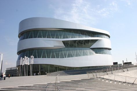 Mercedes Benz Museum – Stuttgart | facadeworld Mercedes Museum Stuttgart, Mercedes Benz Museum Stuttgart, Circle Plan, Mercedes Museum, Mercedes Benz Museum, Dutch Architecture, Taiping, Car Showroom, Museum Architecture