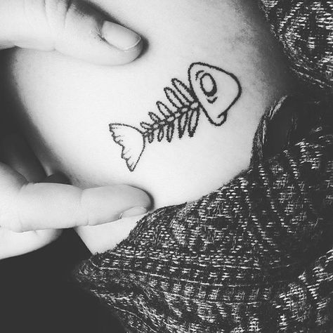 @penelopeisles little dead fishy 🐟 #littletattoos #cutetattoos #tattooideas #creepytattoo Dead Fish Tattoo, Dead Fish, Creepy Tattoos, Fish Tattoo, Stick And Poke, Little Tattoos, S Tattoo, No 8, Cute Tattoos