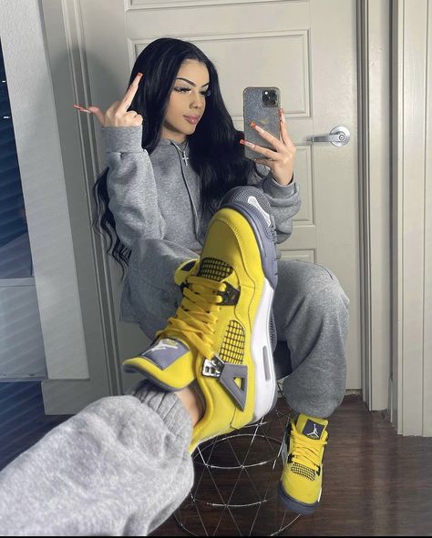 Stacey Rosado Outfits, Tq Stacey, Stacey Rosado, Chicks In Kicks, Daughter Style, S Love Images, Swag Girl Style, Cold Outfits, Cute Nike Shoes