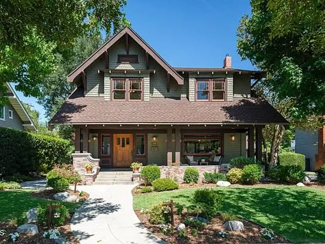 Box Beam Ceiling, Craftsman Homes, Craftsman Exterior, South Pasadena, Big Sur California, Craftsman Style Homes, Pasadena California, Craftsman Bungalows, Craftsmen Homes