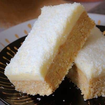 No Bake Slices, Coconut Slice, Slice Recipe, Caramel Slice, Lemon Frosting, Tray Bake Recipes, Lemon Coconut, Digestive Biscuits, Slices Recipes