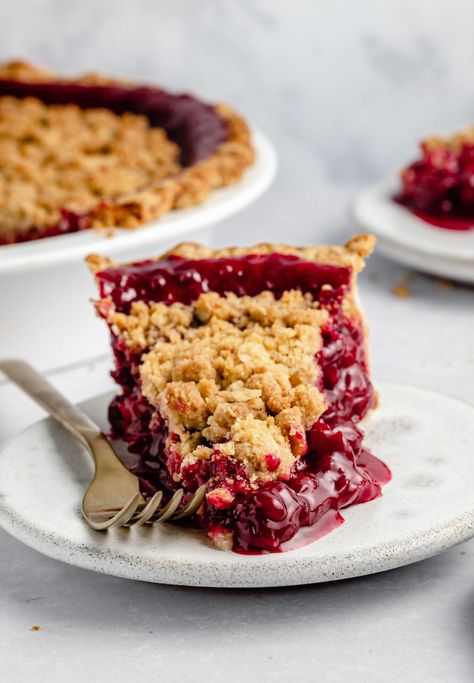 Gorgeous dutch tart cherry pie with a wonderful, golden crumb topping. This homemade tart cherry pie recipe has a perfectly sweet filling with hints of amaretto and is absolutely delicious served with a scoop of ice cream. This will be your new favorite cherry pie recipe! #cherrypie #pierecipe #thanksgiving #baking Tart Cherry Pie Recipe, Tart Cherry Pie, Cherry Crumb Pie, Best Pie Recipes, Thanksgiving Baking, All Butter Pie Crust, Cherry Pie Recipe, Pie Crumble, Best Pie