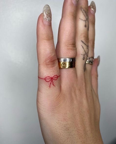 Rad Tattoo Ideas, Coquette Tattoo, 44 Tattoo, Small Pretty Tattoos, Bow Tattoo, Tattoo Fails, Cute Little Tattoos, Bad Tattoos, Small Hand Tattoos