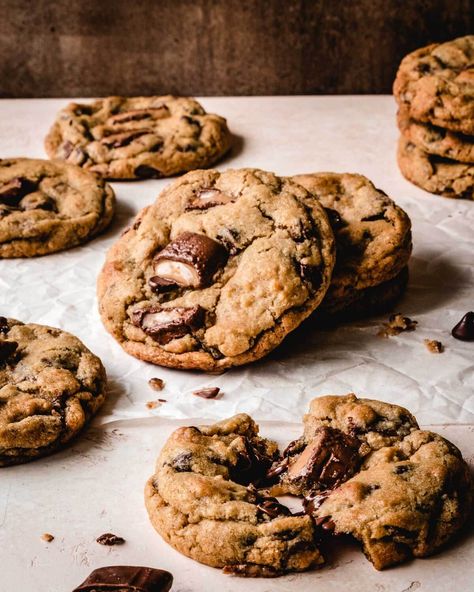 Heath Cookies, Heath Bar Cookies, Toffee Crunch, Heath Bar, Heath Bars, Chewy Cookies, Frozen Cookies, Toffee Bits, Cookie Dough Balls