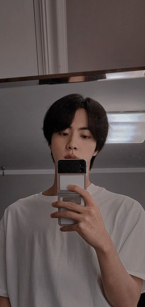 Jin Wallpaper, Cute Aesthetic, Bts, Mirror